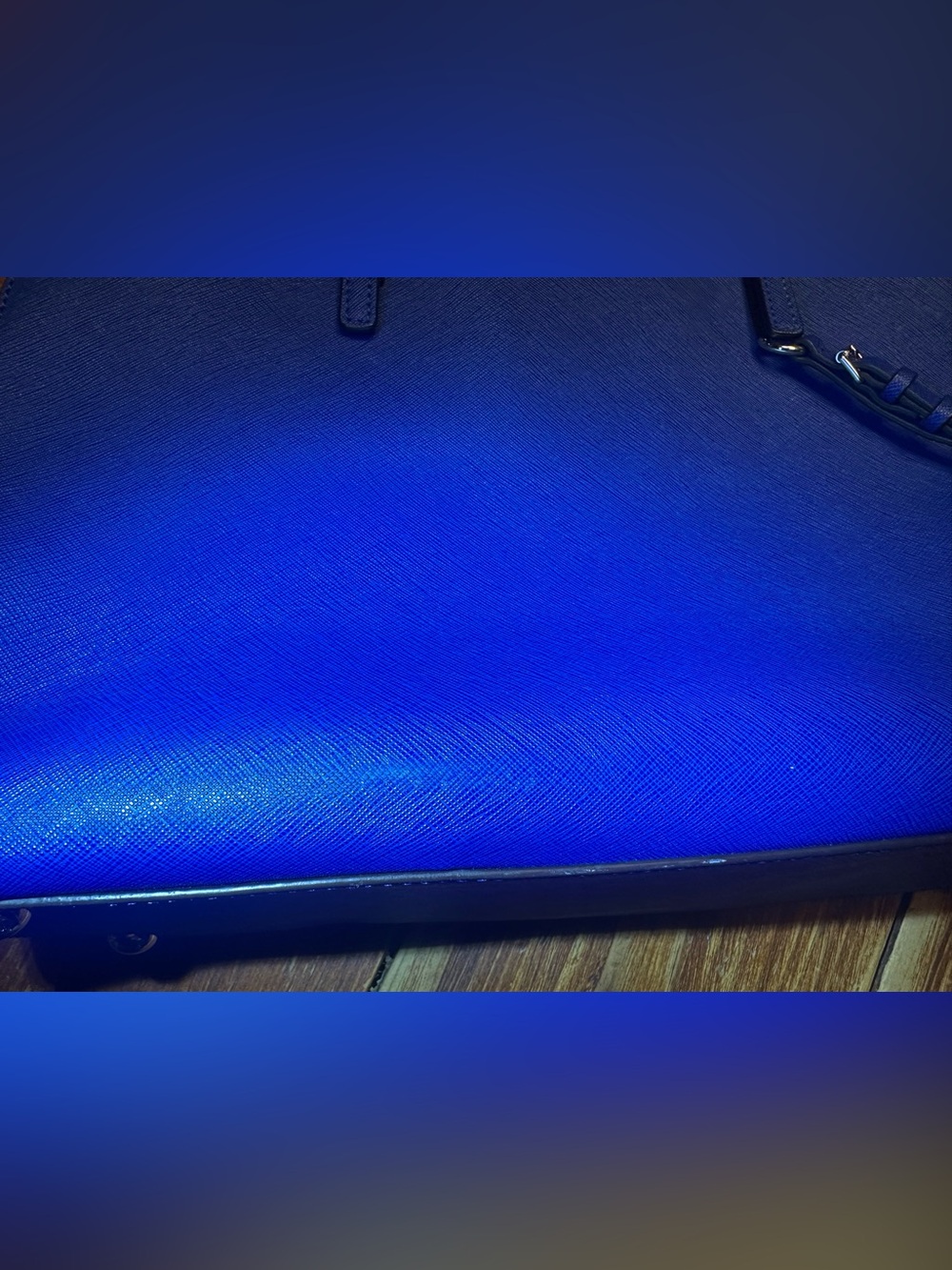 Michael Kors Jet Set Travel Large Tote Bag in Royal Blue - Picture 11 of 14